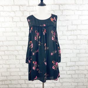 Torrid floral cold shoulder blouse size 3x